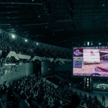 Photo by Hugo Magalhaes