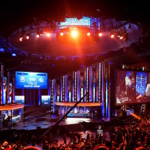 Photo by Hugo Magalhaes