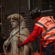 Citizens Theatre - Statues