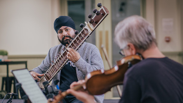 Sitarist and Composer Jasdeep Singh Degun joins Scottish Ensemble