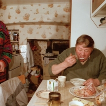 Breakfast in the Walton’s kitchen, 1993 Breakfast in the Walton’s kitchen, 1993